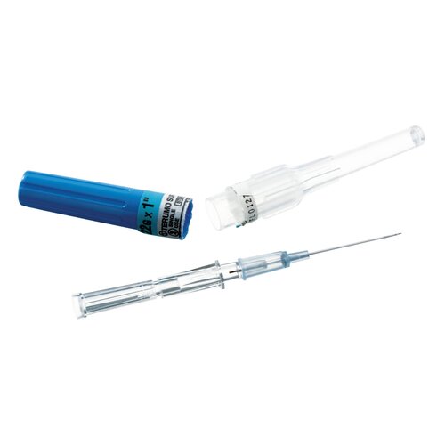 Terumo Medical Peripheral IV Catheter Surflo 22 Gauge 1 Inch Without Safety, 50 EA/BX